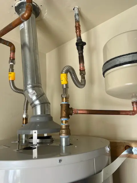 Water heater installation and plumbing repair in Sierra Sky Park